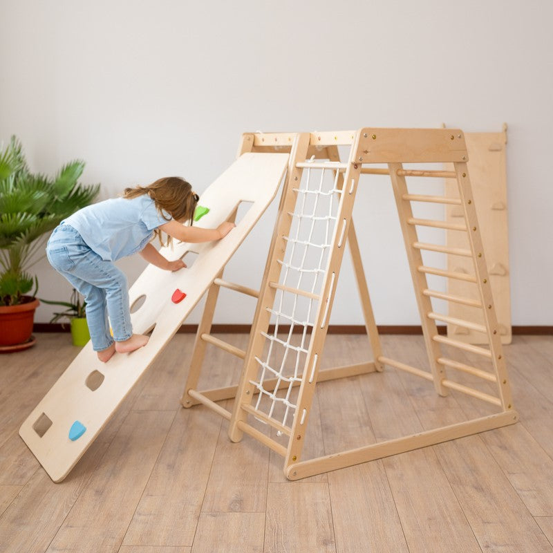 Kletterrampe aus Holz