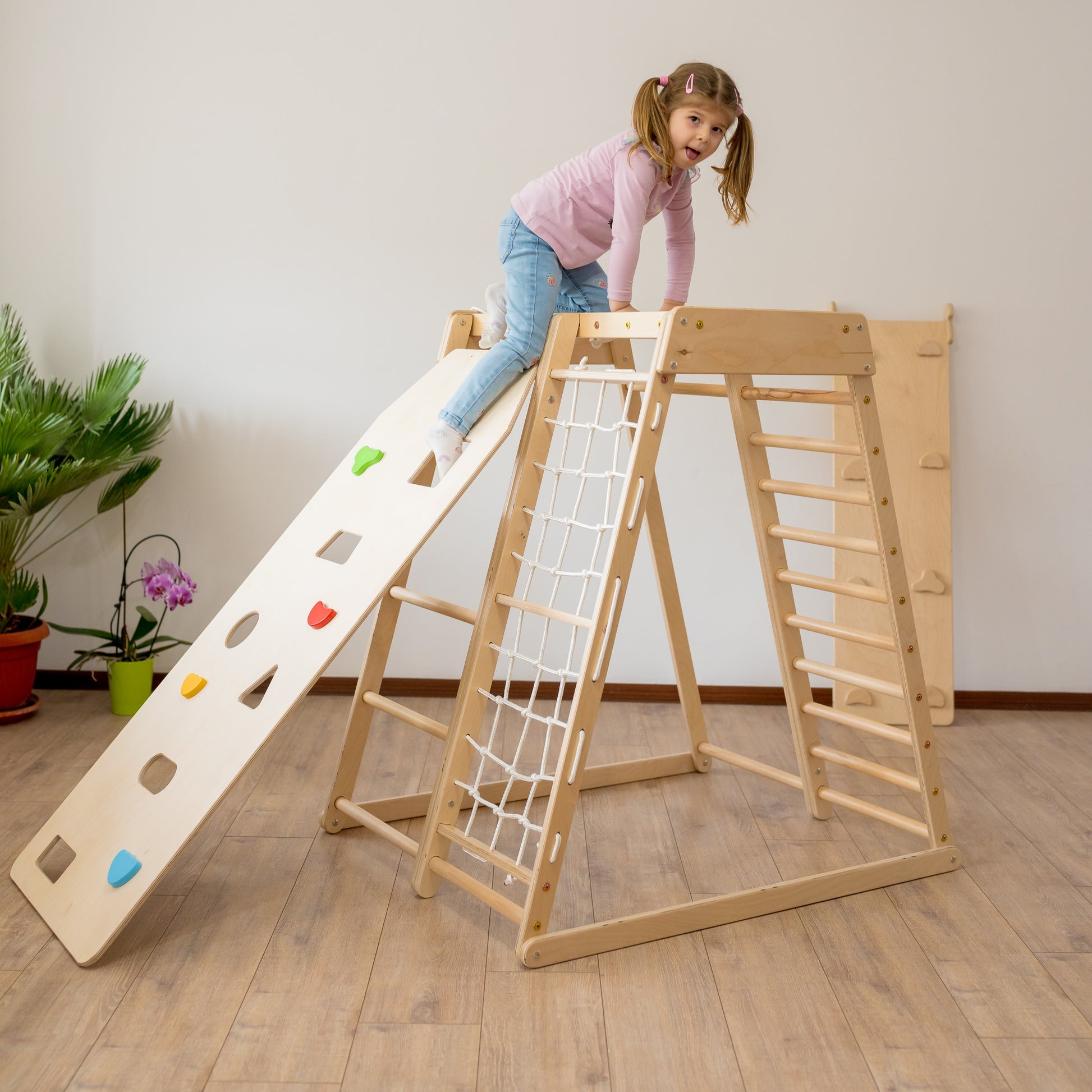 Kletterrampe aus Holz