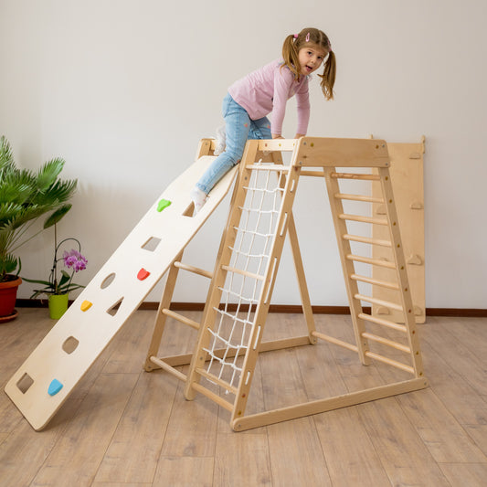 Kletterrampe aus Holz
